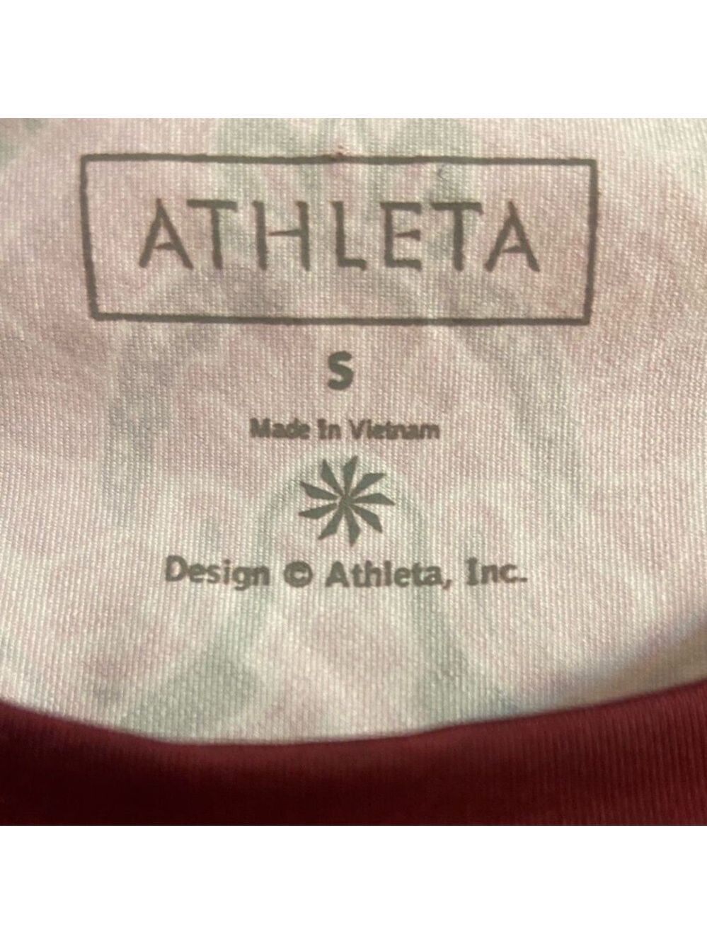Athleta Burgundy and Pink Patterned Long Sleeve Top Small - Picture 5 of 6